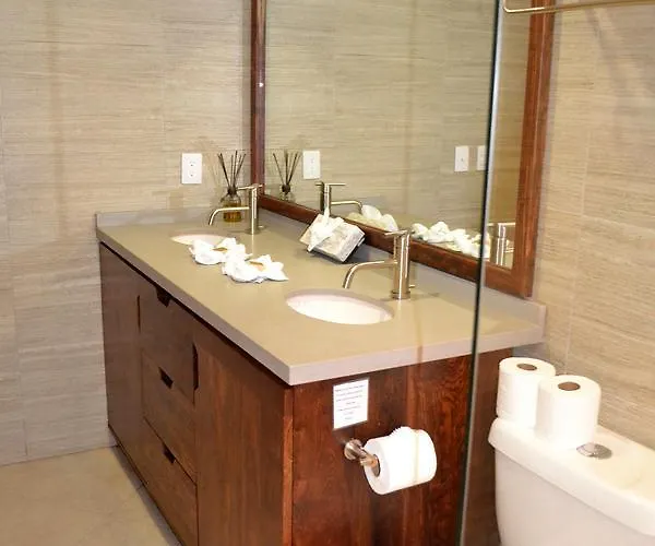 Xaman Ha Spacious Oceanfront Condominium Playa del Carmen