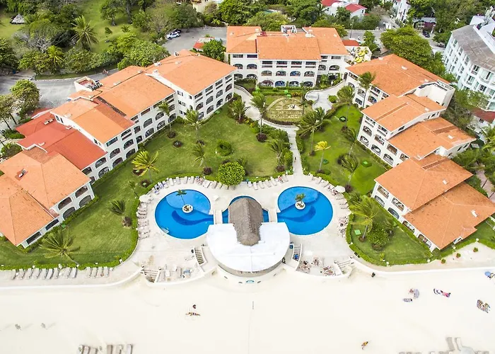 Xaman Ha Spacious Oceanfront Condominium Aparthotel